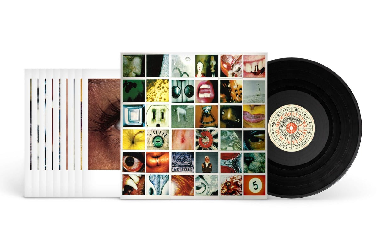 Pearl Jam - No Code (LP) (150g Vinyl Record, original packaging, including set of nine replica Polaroids/lyric cards) inner